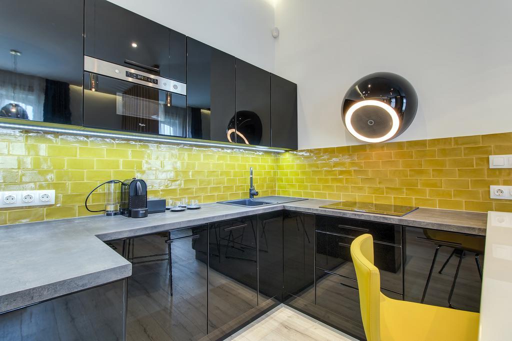 Luxury By Hi5 -andrassy Apartmán *