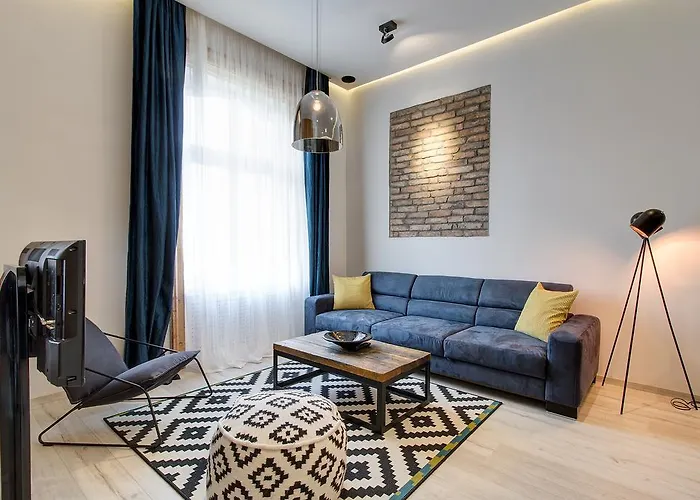 Luxury Apartment By Hi5 -Andrassy Suite